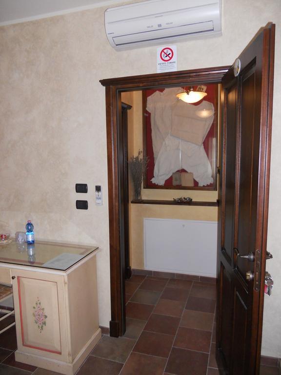 B&B Cascina Rossa อัสตี ห้อง รูปภาพ