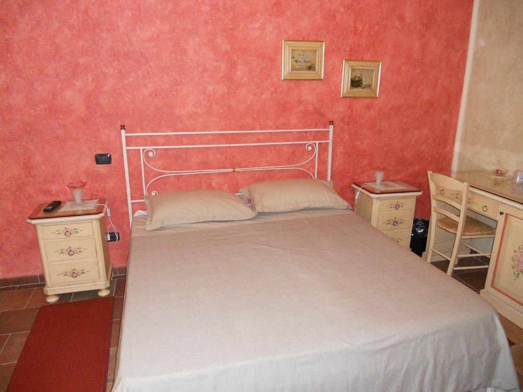 B&B Cascina Rossa อัสตี ห้อง รูปภาพ