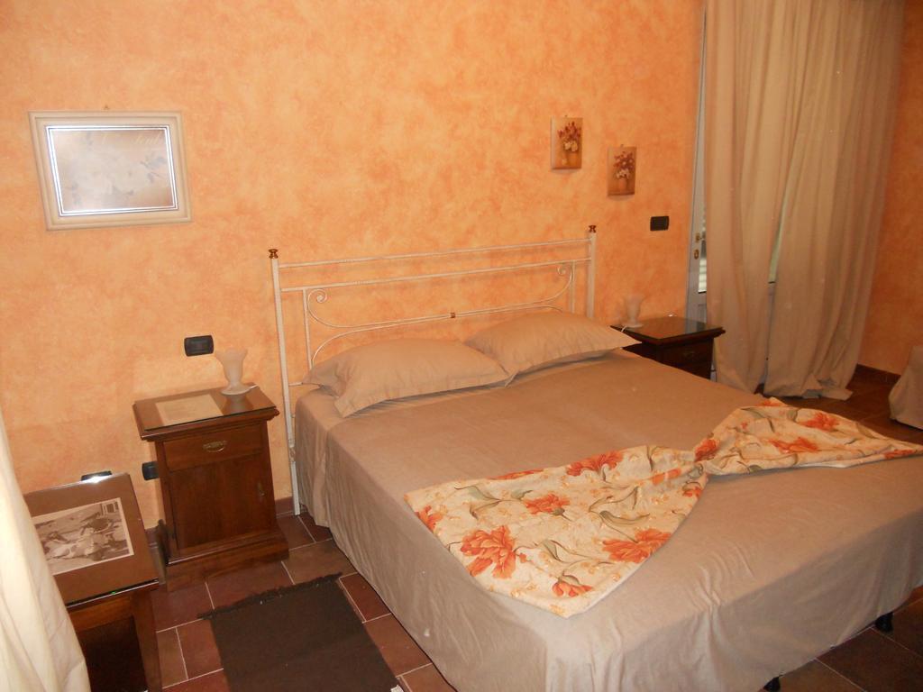 B&B Cascina Rossa อัสตี ห้อง รูปภาพ