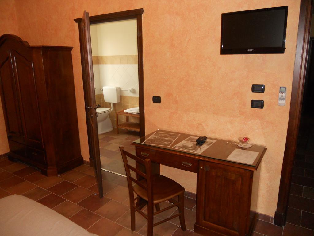 B&B Cascina Rossa อัสตี ห้อง รูปภาพ