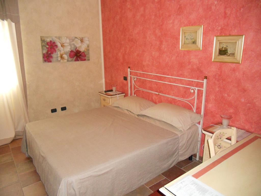 B&B Cascina Rossa อัสตี ห้อง รูปภาพ