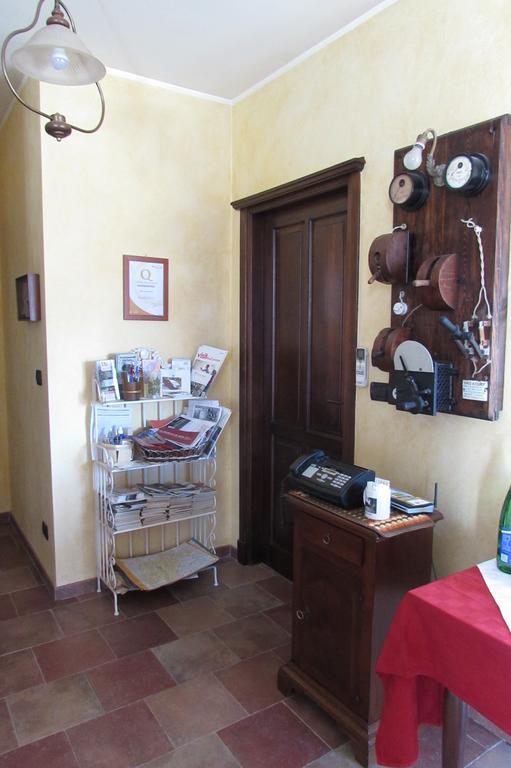 B&B Cascina Rossa อัสตี ภายนอก รูปภาพ