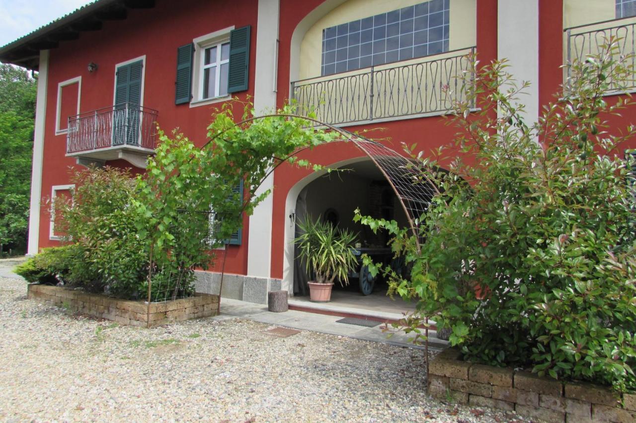 B&B Cascina Rossa อัสตี ภายนอก รูปภาพ
